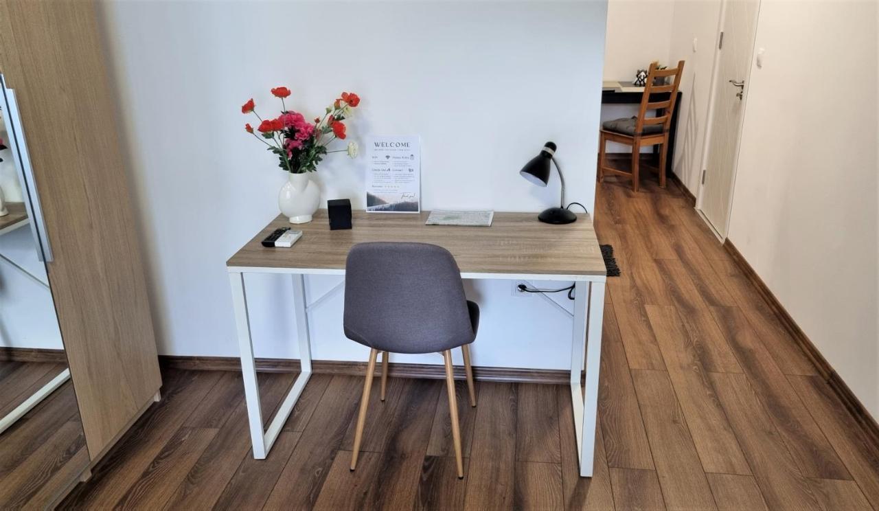 Luxury Quiet Apartment In The City Center Пловдив Екстериор снимка